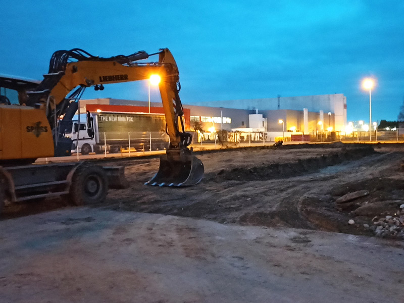 building starts to enlarge FH facility in France